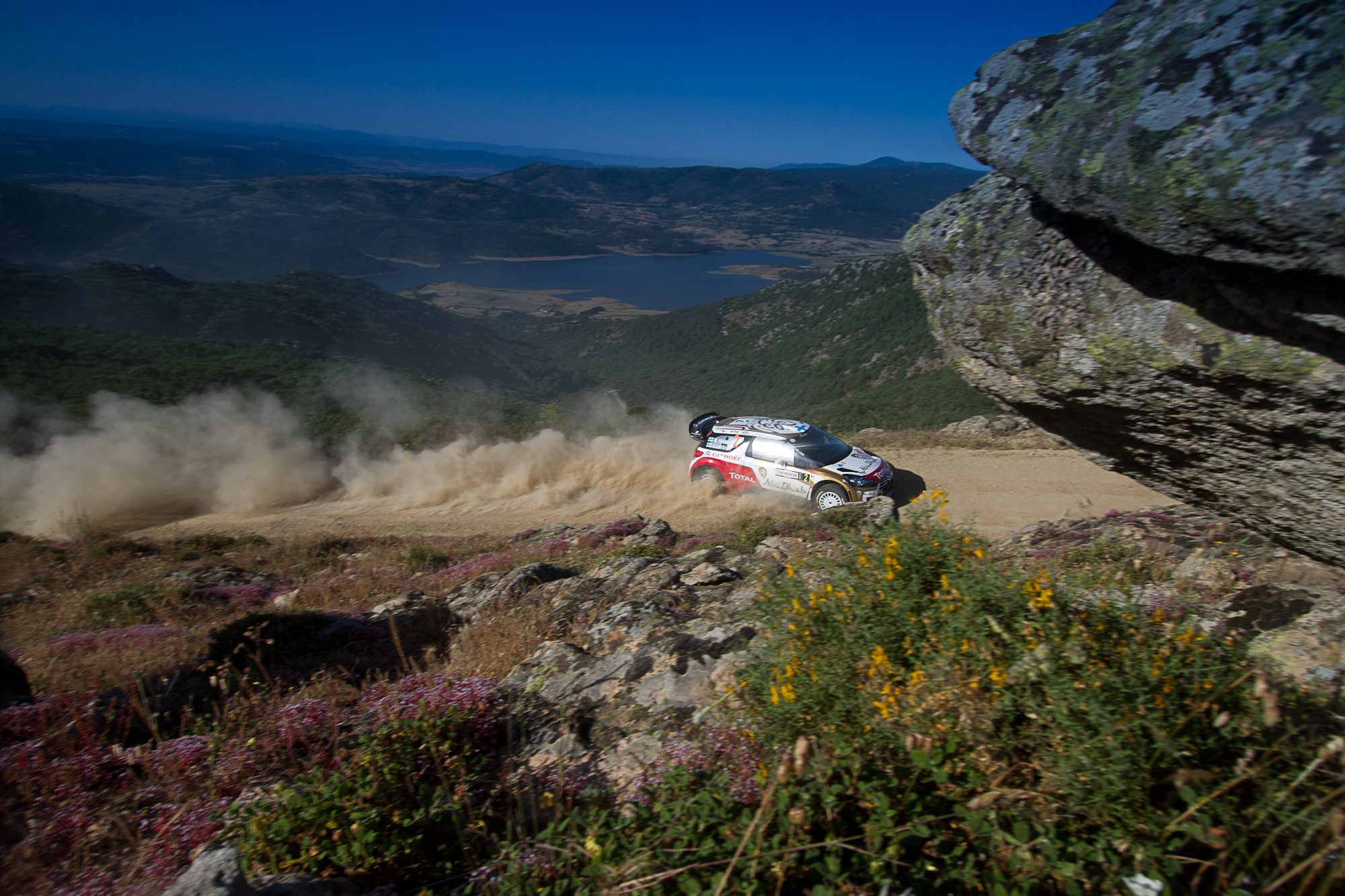 Ράλλυ Σαρδηνίας 2013: Ο S. Ogier νικητής στη 10η Ε.Δ., άτυχος ο M. Hirvonen που είχε έξοδο