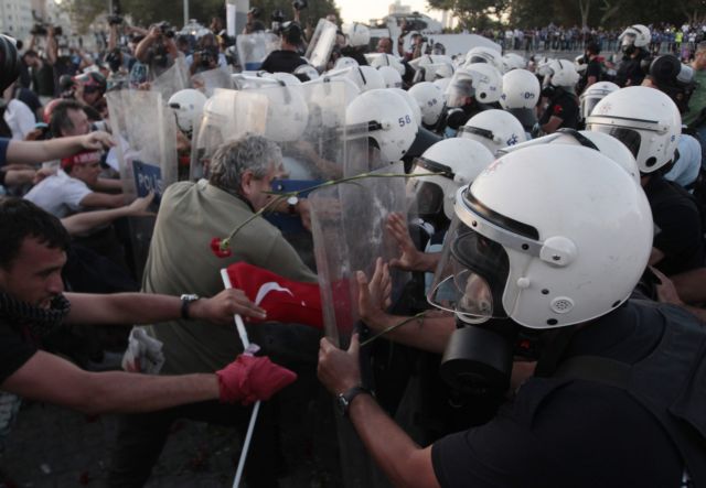 Επιστροφή διαδηλωτών στο Ταξίμ, φταίει ξένος δάκτυλος ξαναλέει ο Ερντογάν