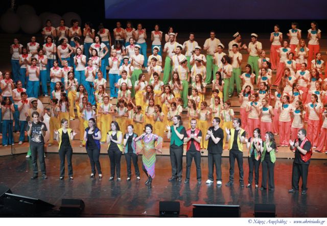 Ένα ταξίδι στη Λιλιπούπολη ξεκινά από τις κερκίδες του Ηρωδείου