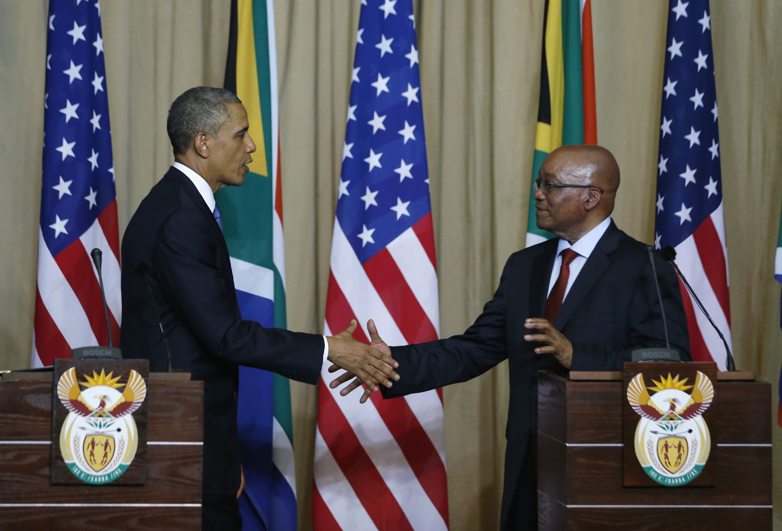 Κάλεσμα να αυξηθούν οι επενδύσεις στην Αφρική απηύθυνε ο Ομπάμα