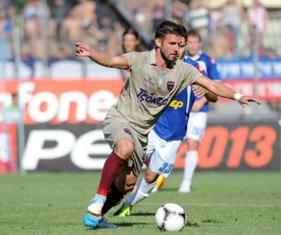 Η ΑΕΚ ανακοίνωσε την απόκτηση του Ρόβα