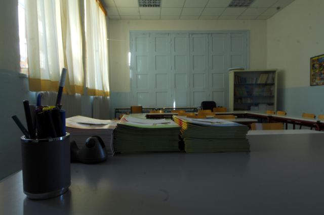 Σχέδιο για μετακίνηση 5.000 καθηγητών στα δημοτικά σχολεία