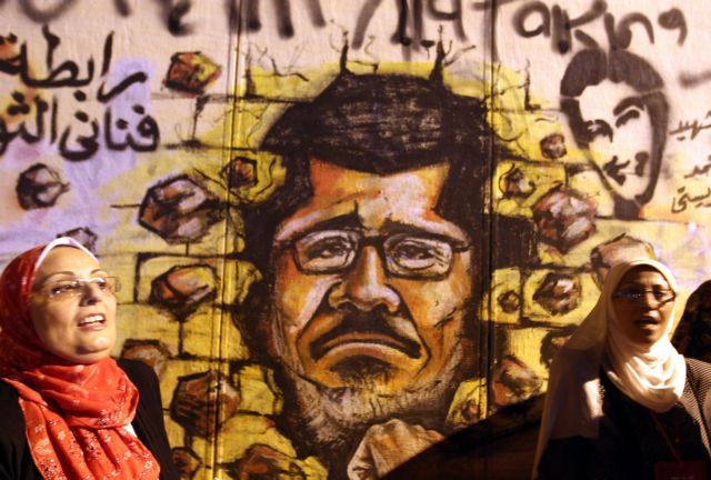 Απορρίπτει ο Μόρσι το χακί τελεσίγραφο και θα επιδιώξει συμφιλίωση