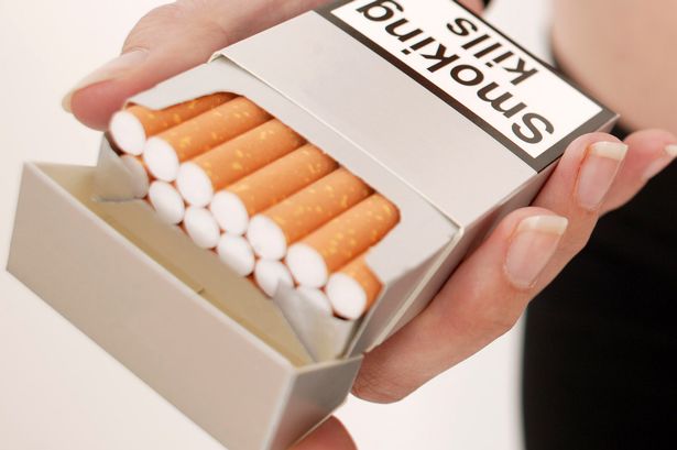 Πακέτα τσιγάρων που «μιλάνε» στη μάχη κατά του καπνίσματος