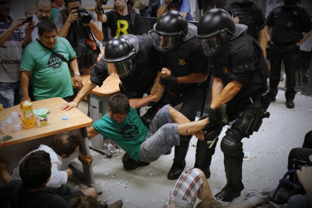 Αναστέλλονται τα μέτρα κατά των εξώσεων στην Ισπανία