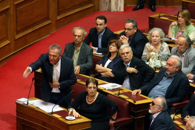 Ονομαστική ψηφοφορία για το πολυνομοσχέδιο ζητά το ΚΚΕ