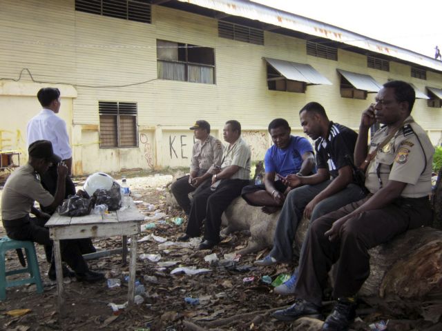 Τουλάχιστον 18 νεκροί σε τεταμένο αγώνα πυγμαχίας στην Ινδονησία