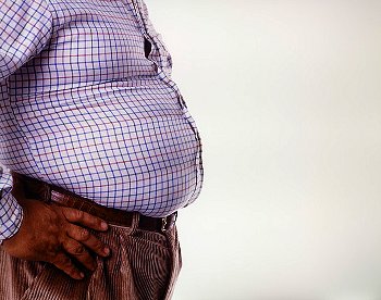 Καρδιαγγειακά προβλήματα ίσως προκαλεί η κοιλιακή παχυσαρκία