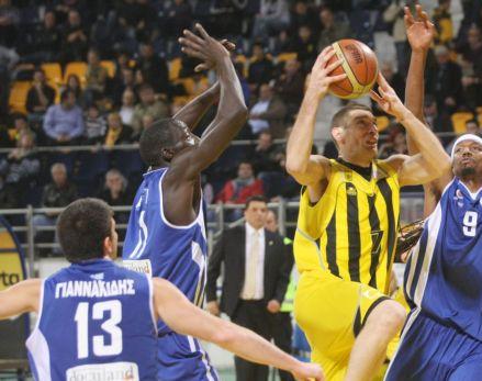 Για τρία ακόμα χρόνια στον Αρη ο Πελεκάνος