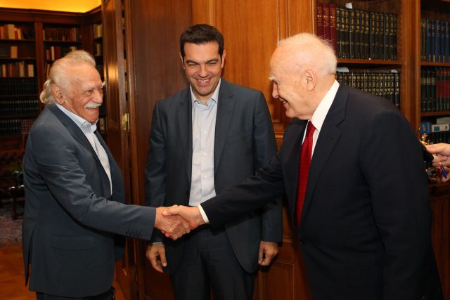 Οι γερμανικές αποζημιώσεις στο επίκεντρο της συνάντησης Παπούλια-Τσίπρα