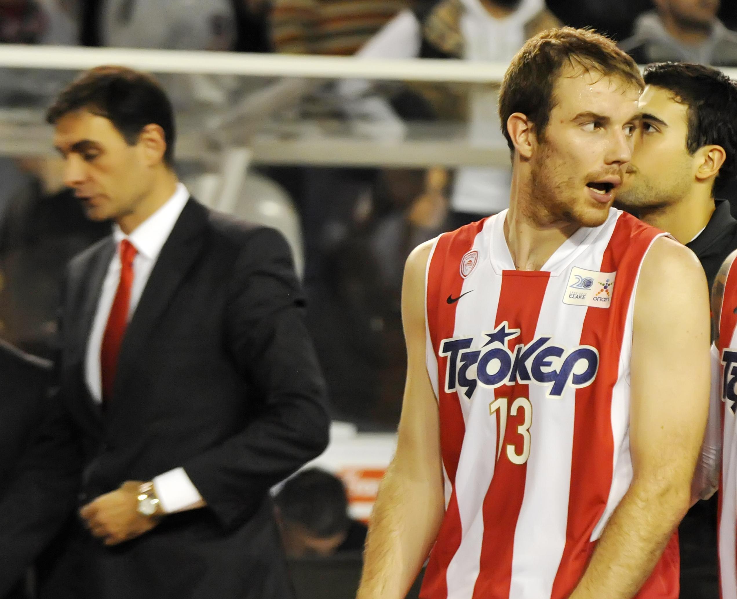 Επίθεση «Γκέτσε» σε Μπαρτζώκα και «συμμαχία» από Άντιτς