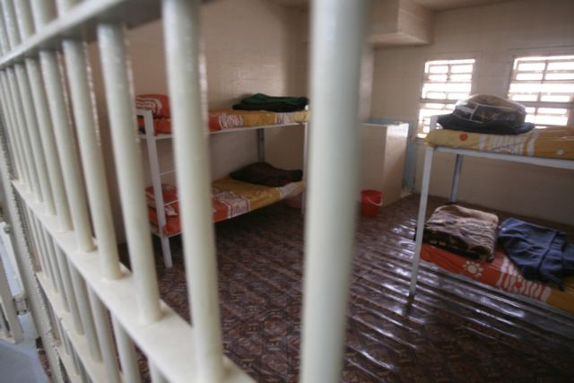 «Απόδραση εκατοντάδων» από το Αμπού Γκράιμπ σε αιματηρή επίθεση ενόπλων