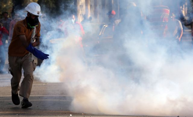 Συμπλοκές με έξι νεκρούς σε διαδήλωση κοντά στο πανεπιστήμιο του Καΐρου