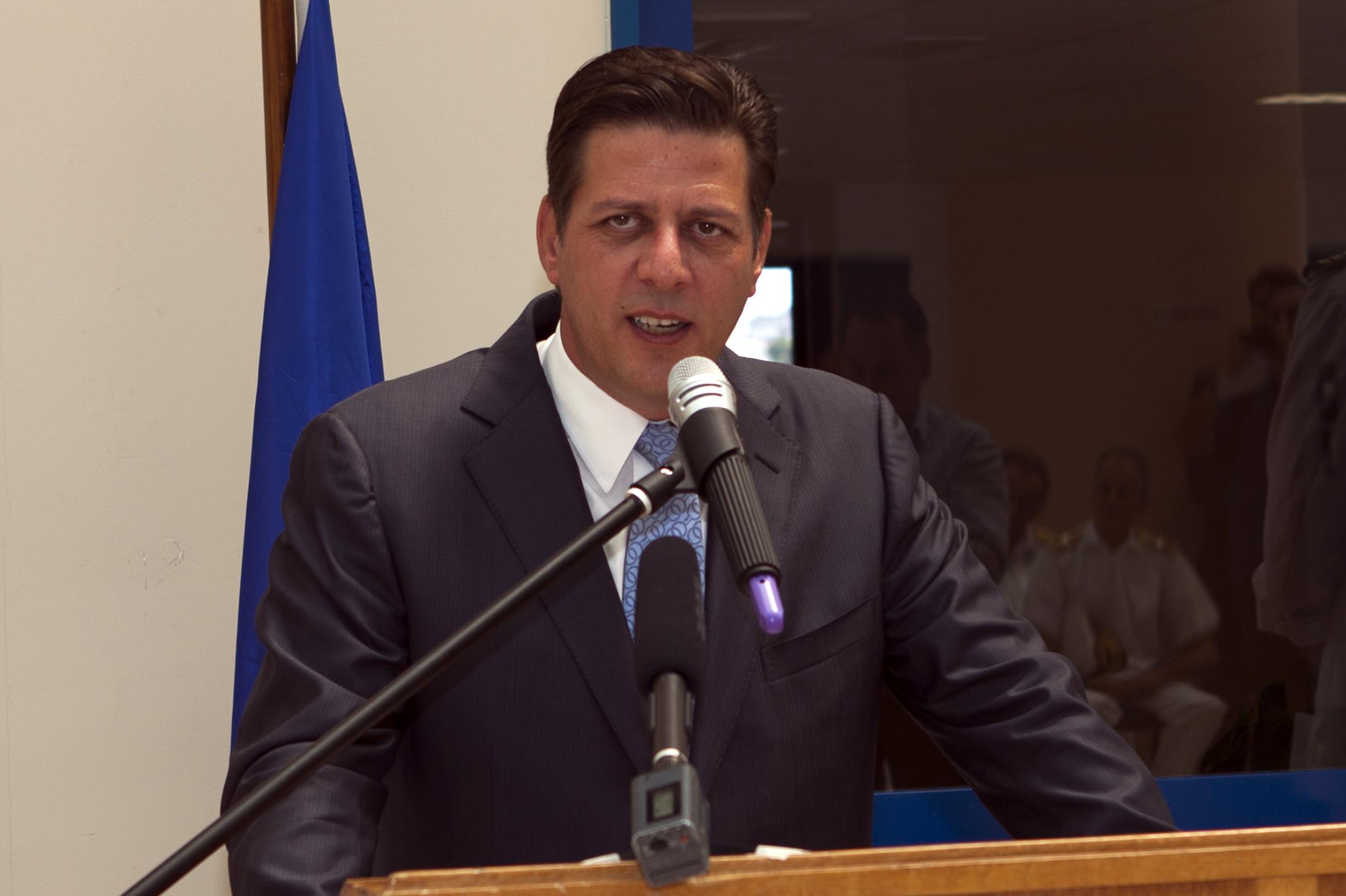 Διαβεβαιώσεις Βαρβιτσιώτη στους υπαλλήλους του ΥΝΑ για την κινητικότητα