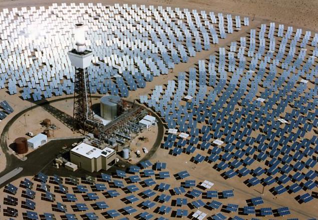 H Καλιφόρνια επενδύει στην αποθήκευση της ηλιακής ενέργειας