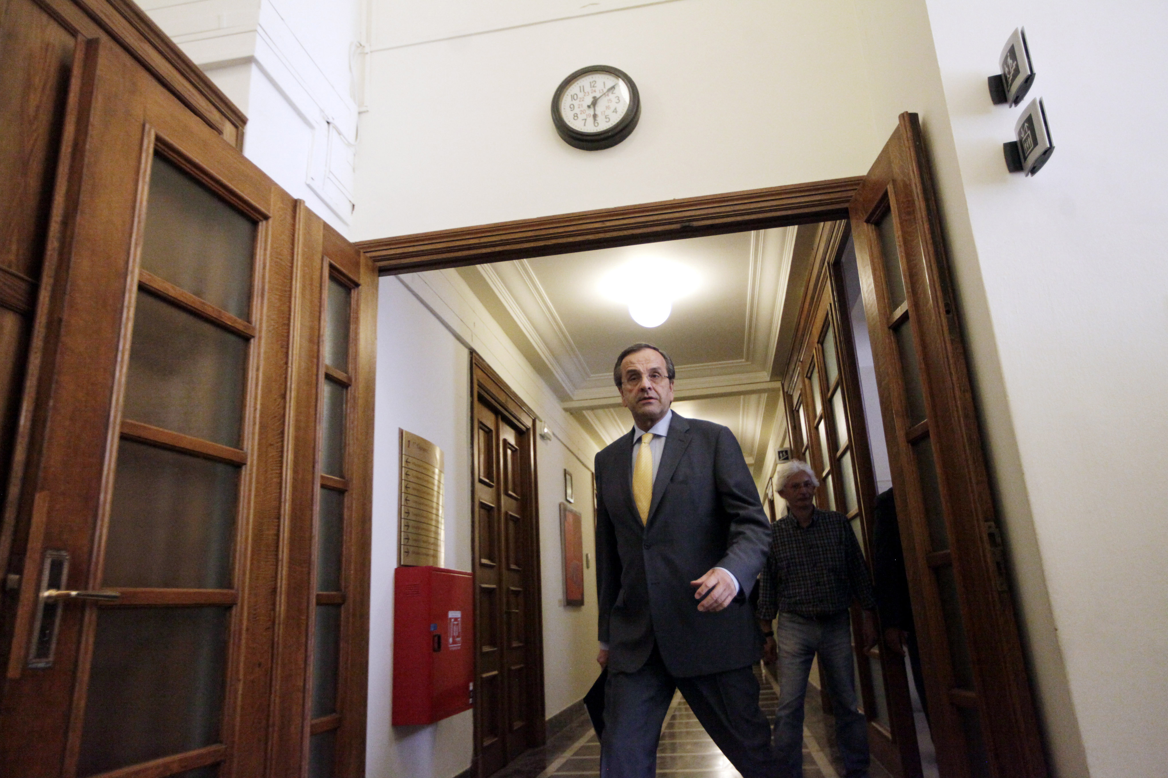 Για τις εκκρεμότητες εν όψει τρόικας ενημερώνεται ο Αντ.Σαμαράς