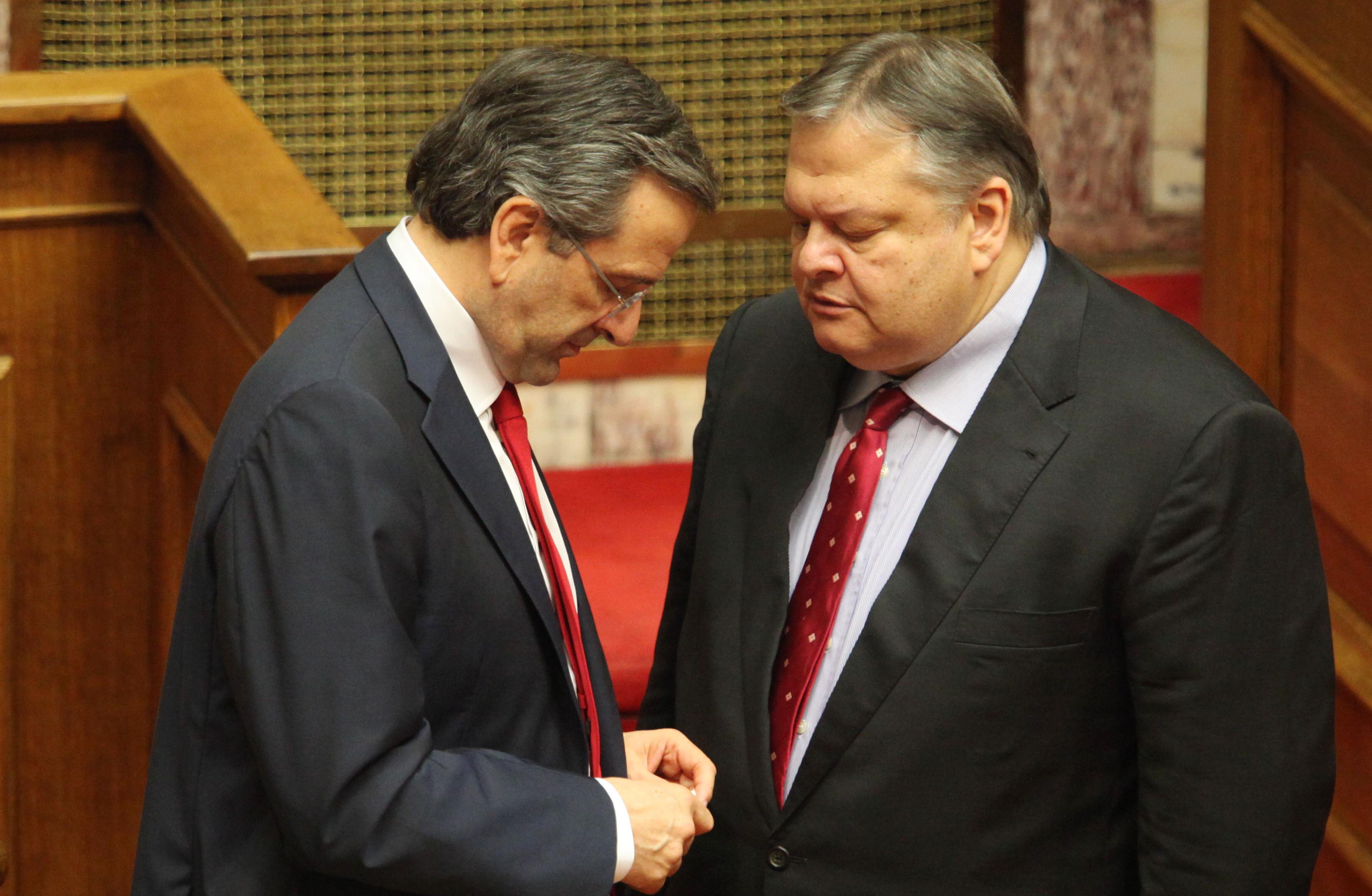 Στη συνάντηση Σαμαρά-Βενιζέλου την Πέμπτη το θέμα των πλειστηριασμών