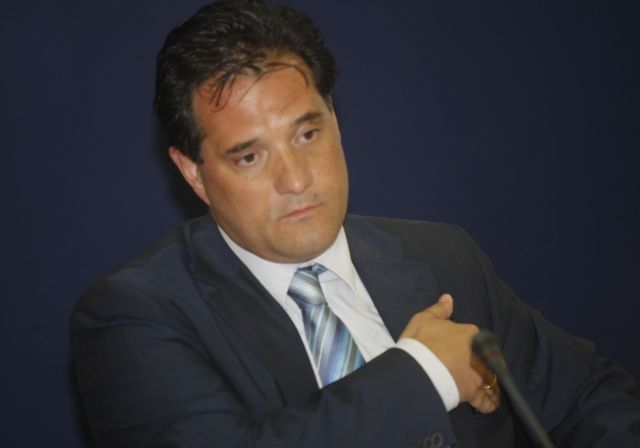 Κόντρα Παναγούλη – Γεωργιάδη για το «βερίκοκο»