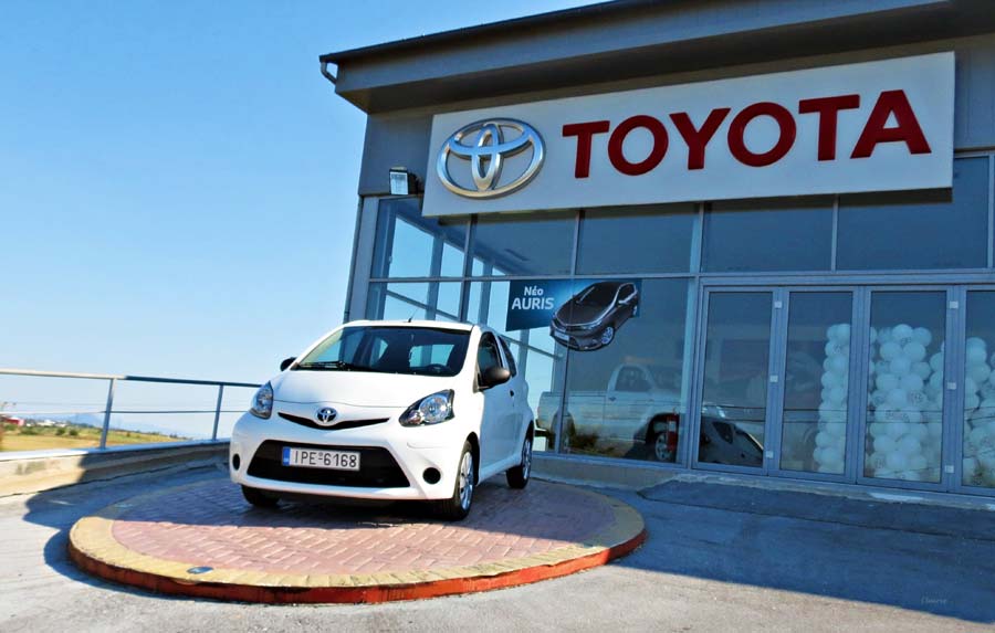 Toyota Lucky Service: 1.000 τυχεροί νικητές, χιλιάδες χαμόγελα!