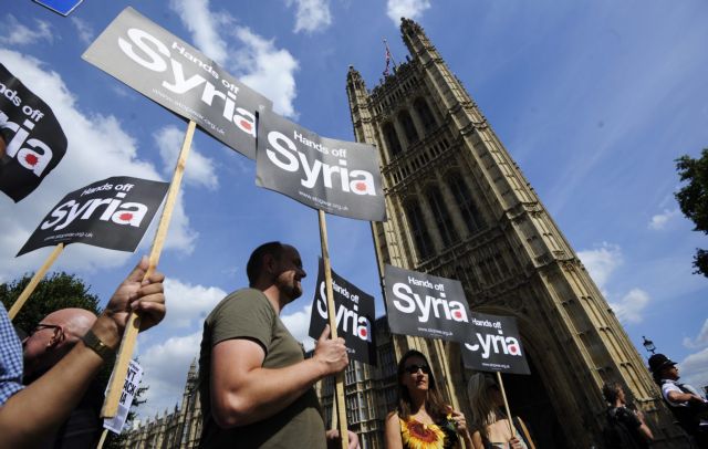 Νομιμοποιημένη, ακόμα και εκτός ΣΑ, η δράση στη Συρία, λέει η Βρετανία