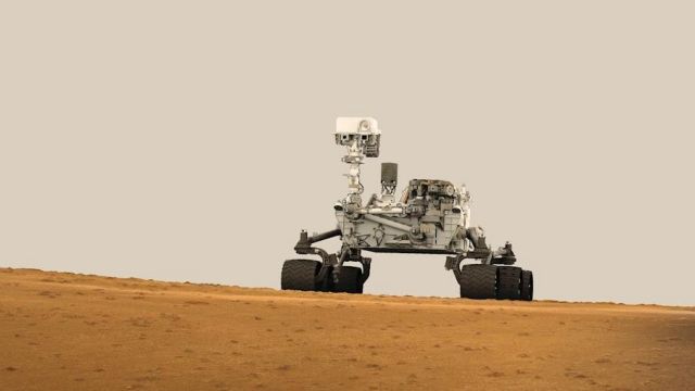 Τo Curiosity ενεργοποιεί τον αυτόματο πιλότο του στον Άρη