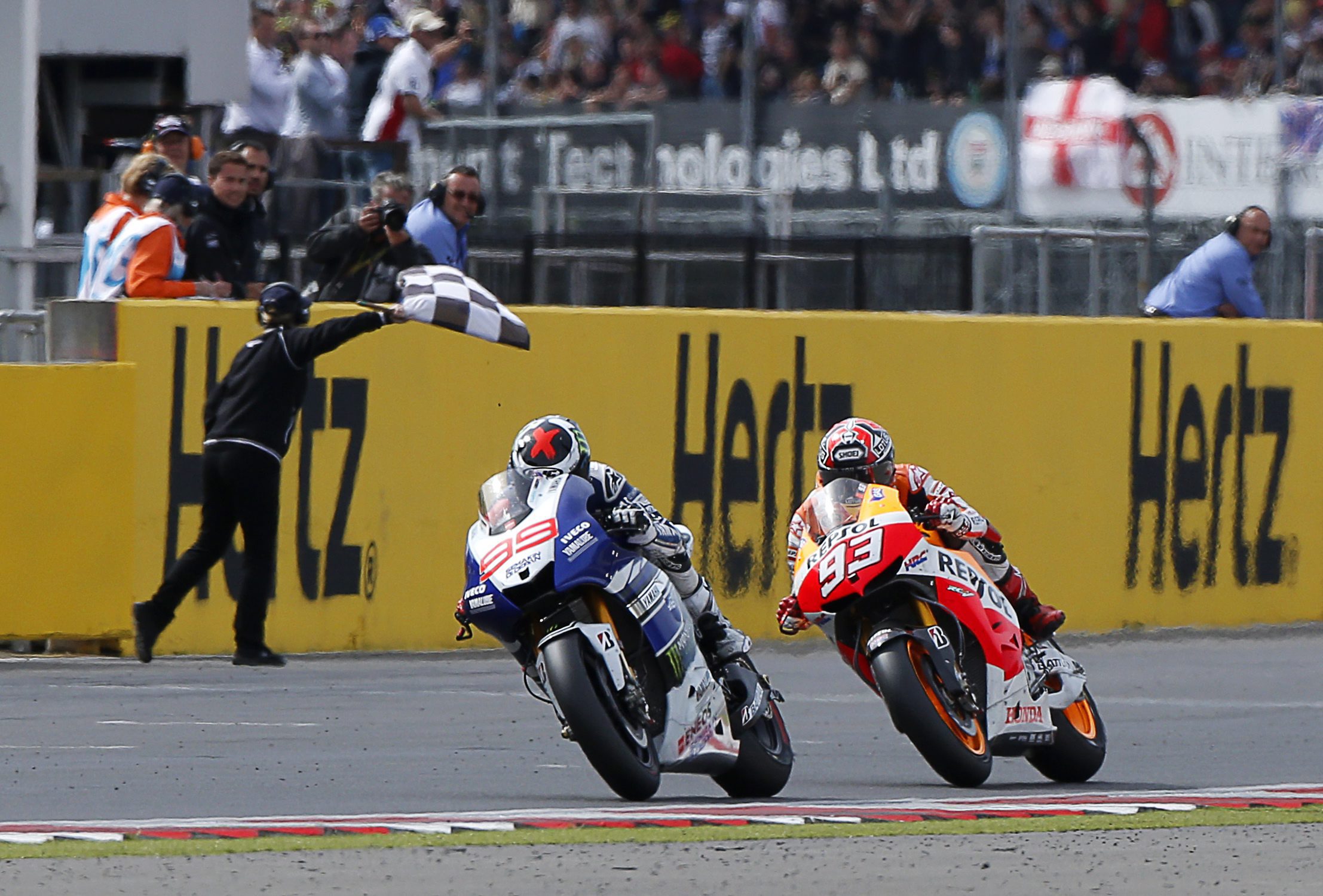MotoGP - Μ. Βρετανία 2013: Σπουδαία νίκη του J. Lorenzo σε έναν εκπληκτικό αγώνα