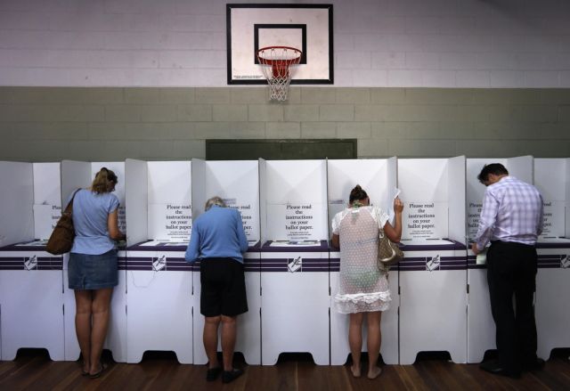 Στις κάλπες οι Αυστραλοί για τις βουλευτικές εκλογές