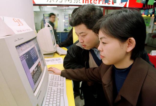 Στη φυλακή οι Κινέζοι χρήστες του Διαδικτύου που διαδίδουν «φήμες»