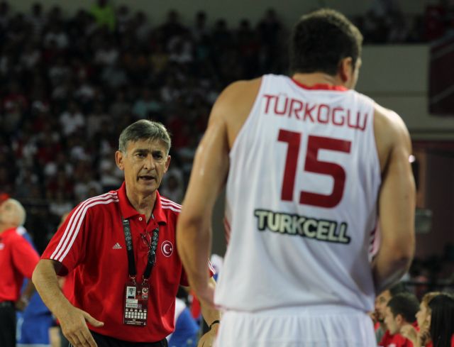 Η παραίτηση του Τάνιεβιτς και η «συγγνώμη» του Τούρκογλου