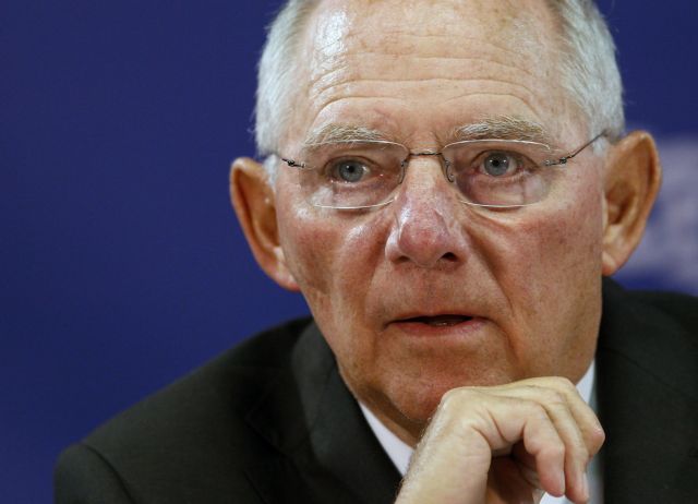 Σόιμπλε υπουργό Οικονομικών θέλει το 72% των Γερμανών