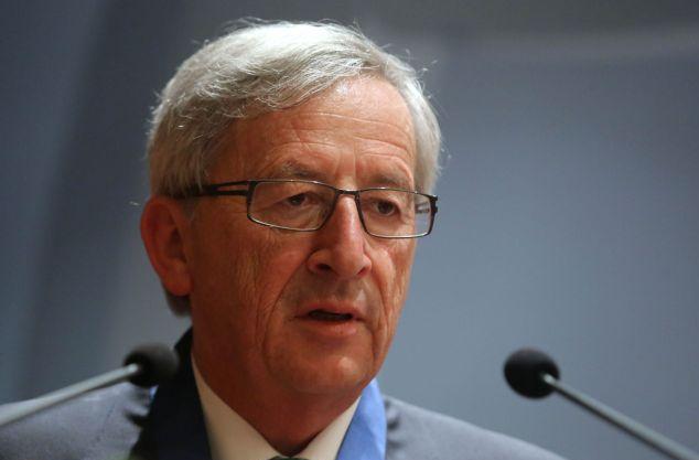 Σιωπά για το ενδεχόμενο τρίτου πακέτου και νέου κουρέματος ο Γιούνκερ