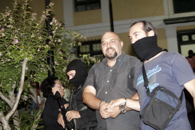 «Άδειασαν» τα σπίτια τους μετά τη δολοφονία Φύσσα οι Παναγιώταρος και Παππάς