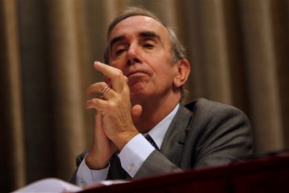 «Οι απολύσεις διαλύουν την κοινωνική συνοχή»