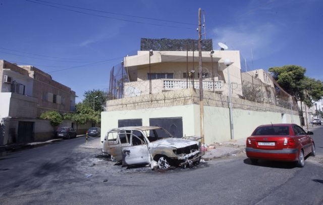 Απομάκρυνε η Ρωσία το προσωπικό της πρεσβείας της από την Λιβύη