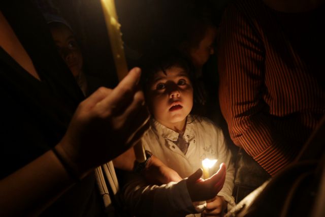 Η κακοκαιρία δυσχεραίνει την έρευνα για τους μετανάστες στη Λαμπεντούζα