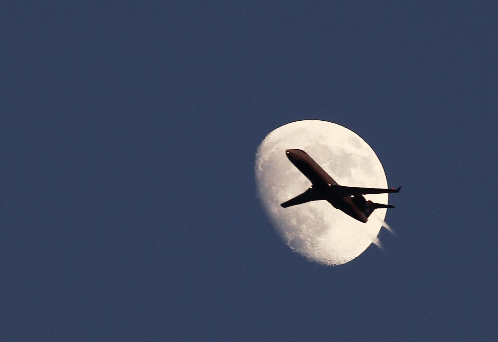 «Ασφαλής» η χρήση κινητού στο αεροπλάνο