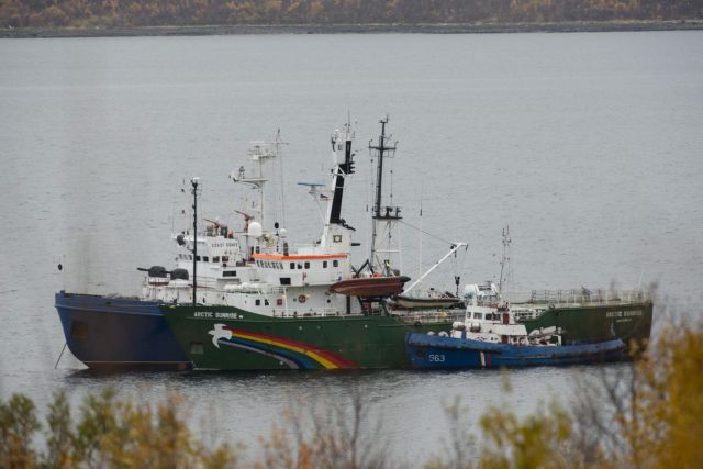 Βρέθηκαν σκληρά ναρκωτικά σε πλοίο της Greenpeace, υποστηρίζει η Ρωσία