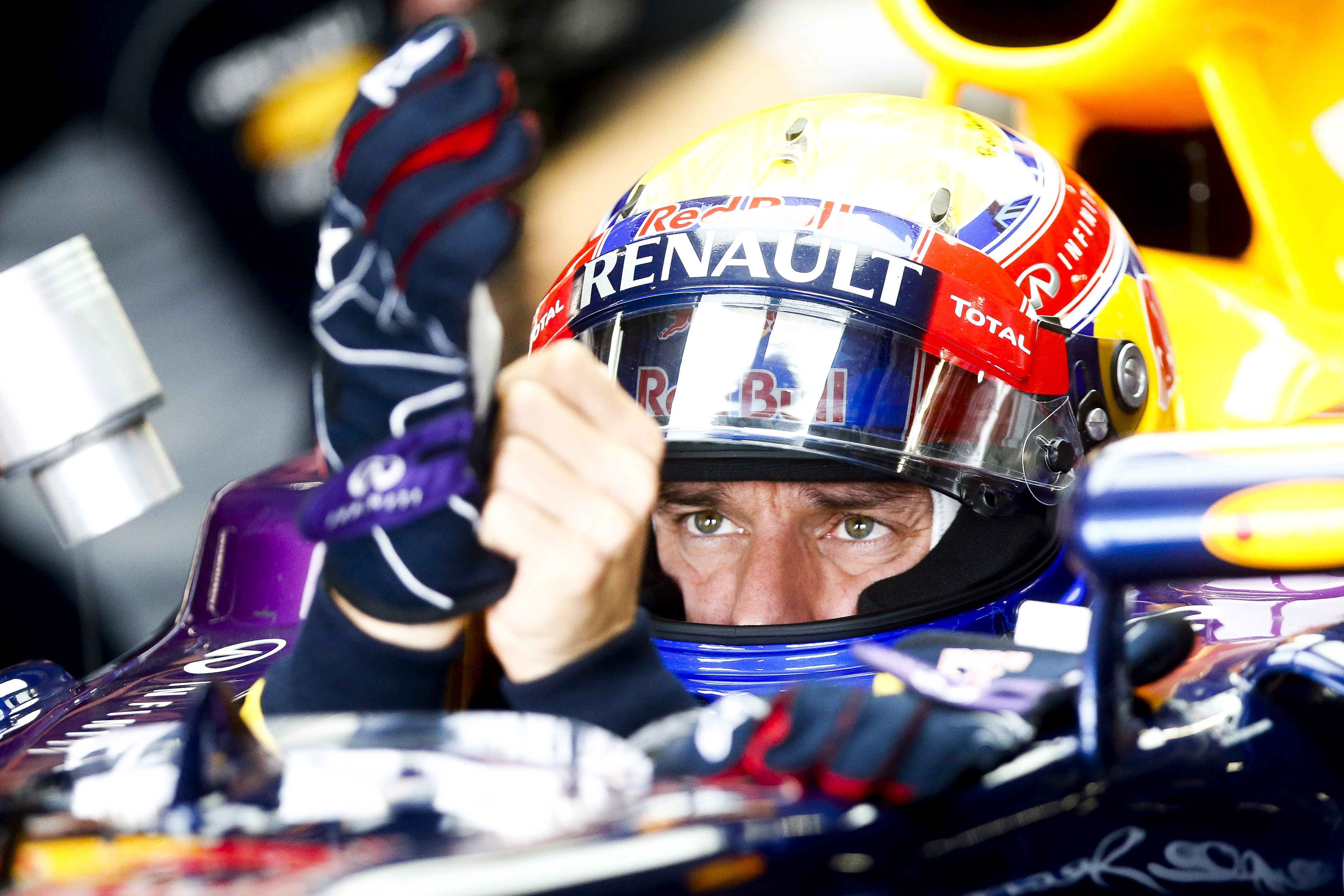 GP Ιαπωνίας 2013: Πρώτη pole position για τον M. Webber, δίπλα του ο S. Vettel