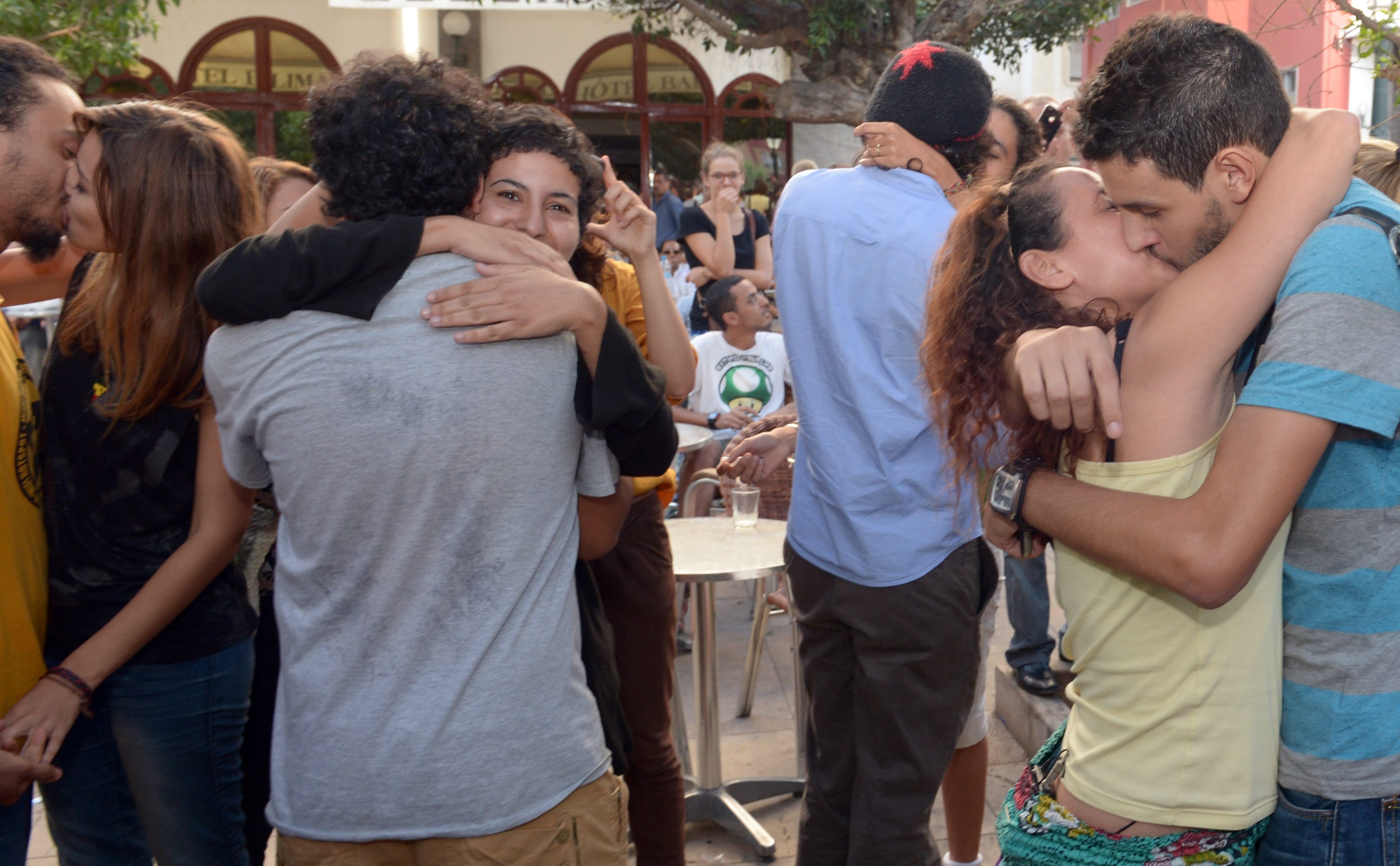 «Διαμαρτυρία φιλιών» στο Μαρόκο κόντρα σε συλλήψεις για «προσβολή ηθών»