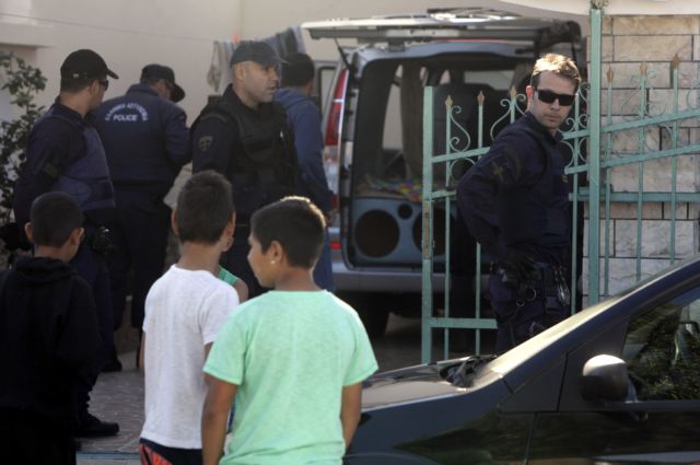 Συλλήψεις Ρομά σε καταυλισμούς στο Ζεφύρι και την Αυλίζα Αχαρνών