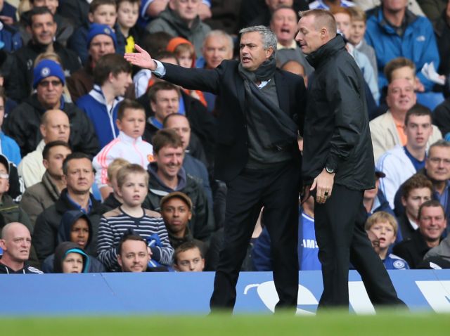 Στα μαλακά ο Μουρίνιο που γλίτωσε με πρόστιμο