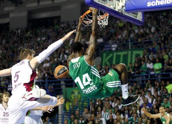 Ελληνοκυπριακό πράσινο πάρτι με «εικοσάρα» επί της Λαμποράλ