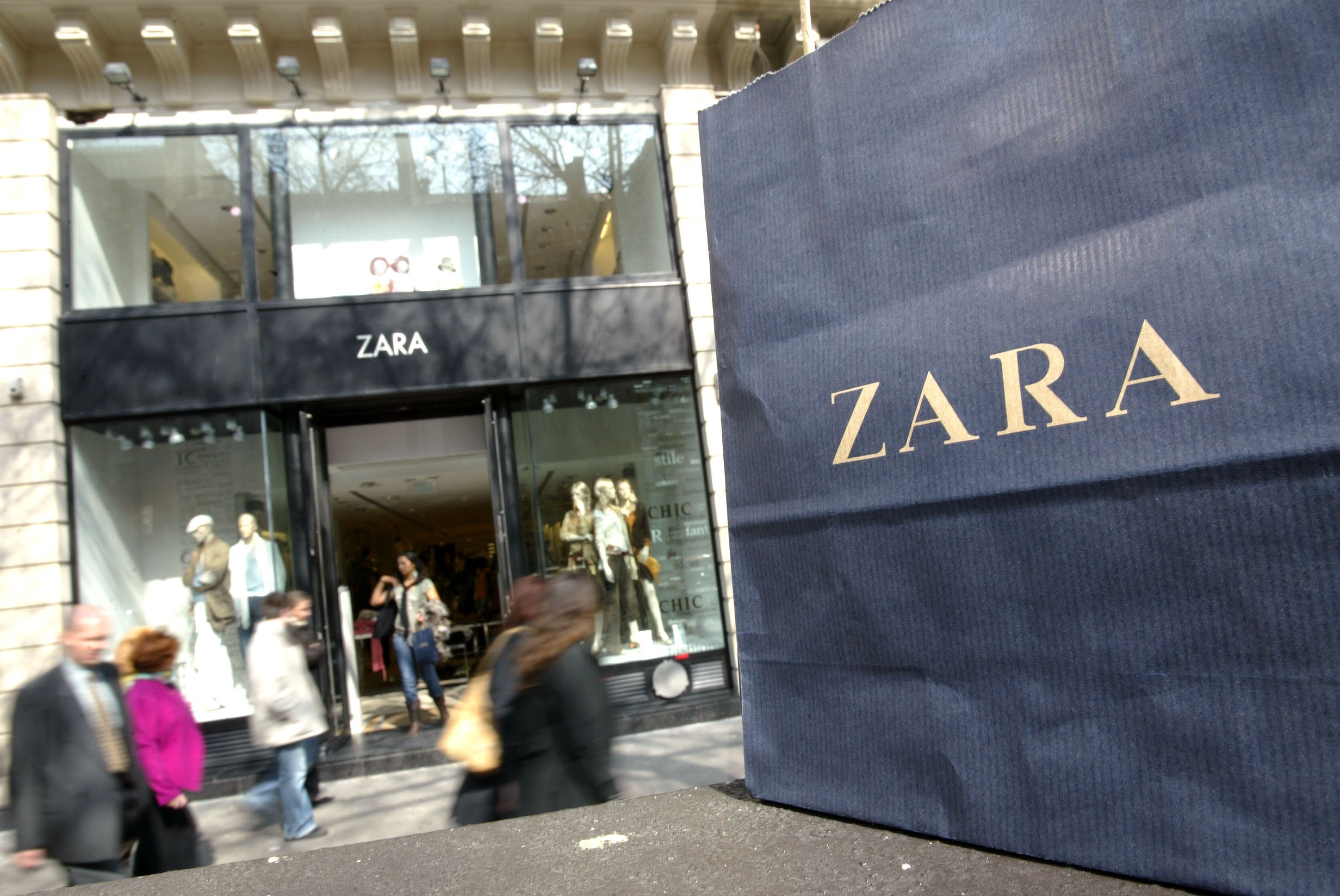 O κύριος Zara είναι ο 3ος πλουσιότερος στον κόσμο