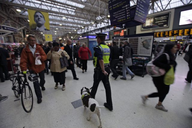 Σύνταξη σε αστυνομικούς σκύλους θέλει να δώσει βρετανός επιθεωρητής