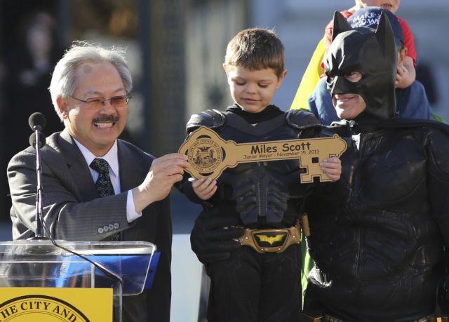 Ο Batkid σώζει το Σαν Φρανσίσκο (και μία ευχή γίνεται πραγματικότητα)