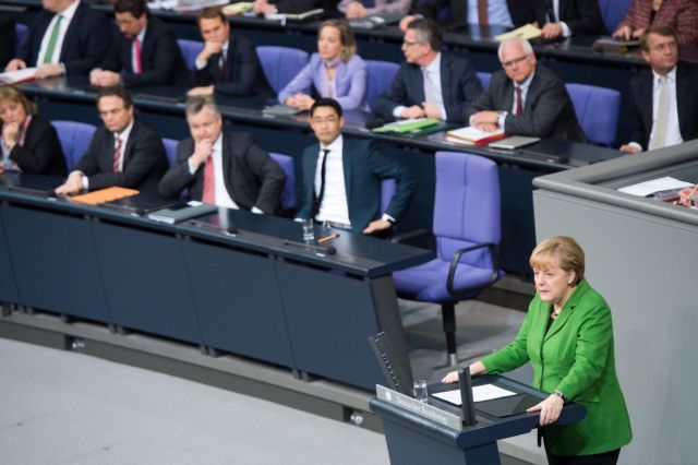 Εξηγήσεις για το σκάνδαλο των παρακολουθήσεων ζητά η Μέρκελ από τις ΗΠΑ