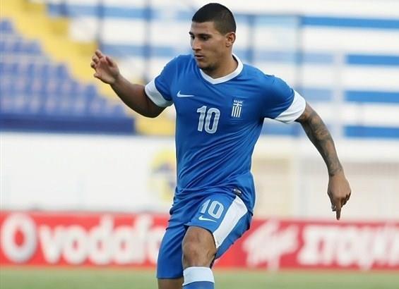 Απομακρύνεται η πρώτη θέση για την Εθνική Ελπίδων