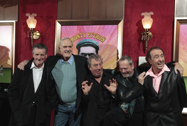 Επιστρέφουν με μια μεγάλη παράσταση οι ξεκαρδιστικοί Monty Python