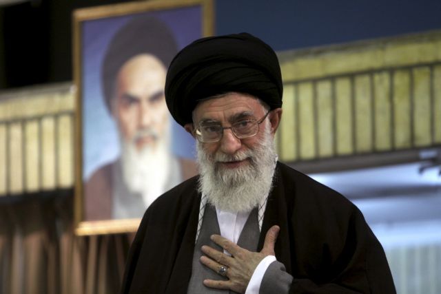 Ξεσπαθώνει ο αγιατολάχ Χαμενεΐ πριν την επιστροφή στις διαπραγματεύσεις