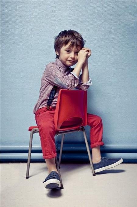 Γιατί δεν μου λέει τίποτα για ό,τι κάνει στο σχολείο;